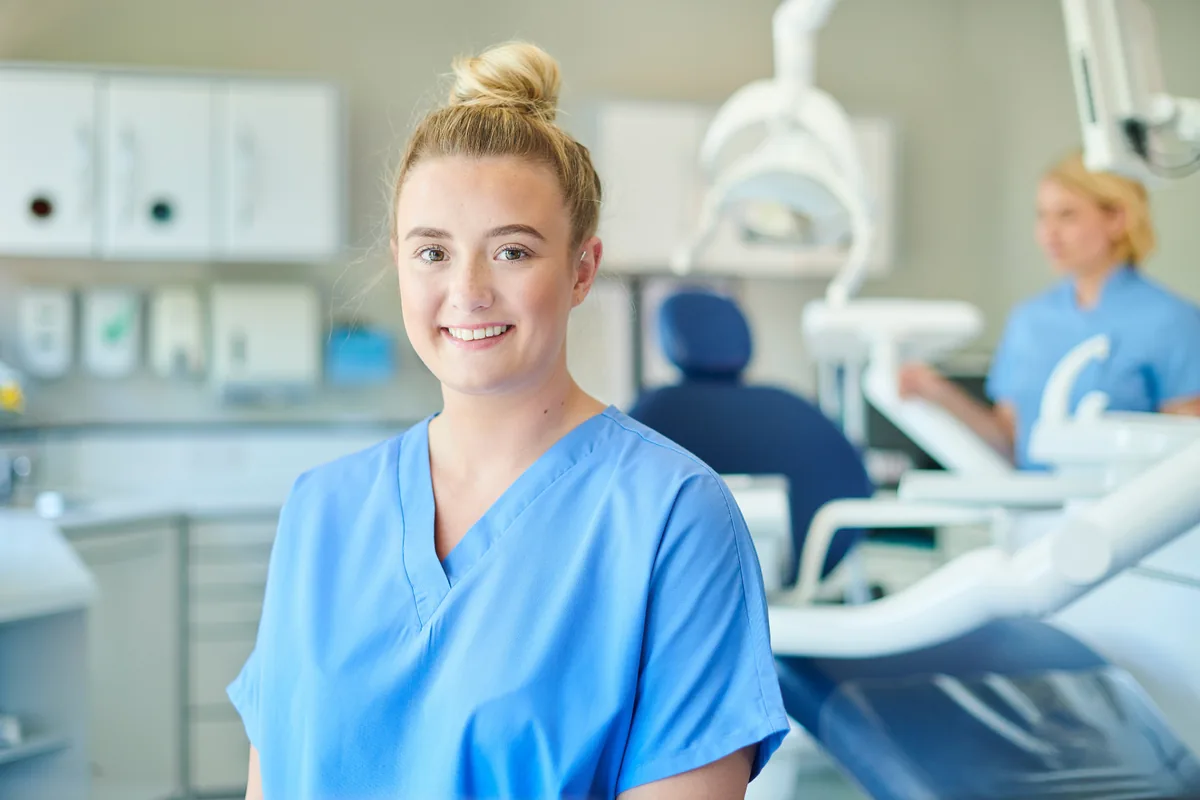 Ärztin im weißen Kittel - Externe Hygieneberatung IHB